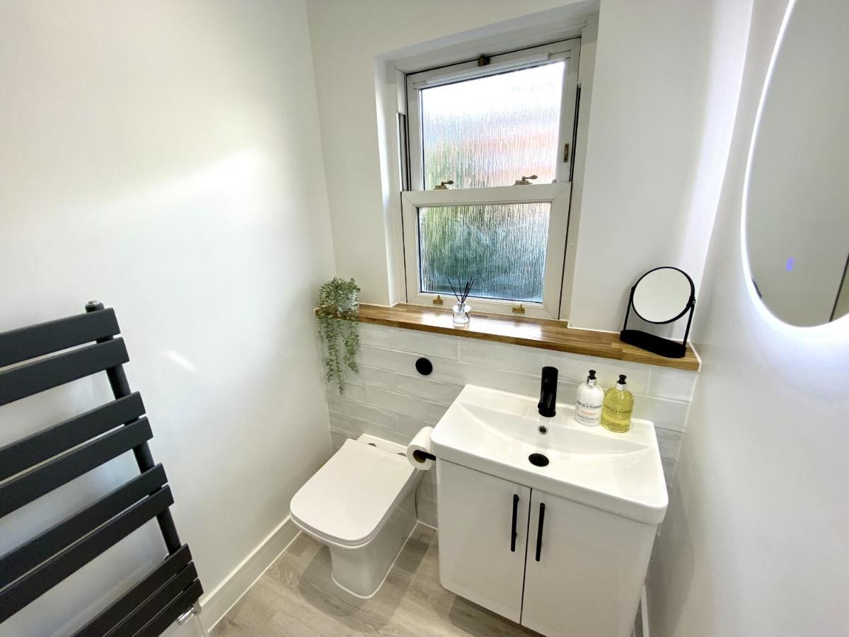 Stunning Beach Themed 2 Bed Apartment Bournemouth Dış mekan fotoğraf