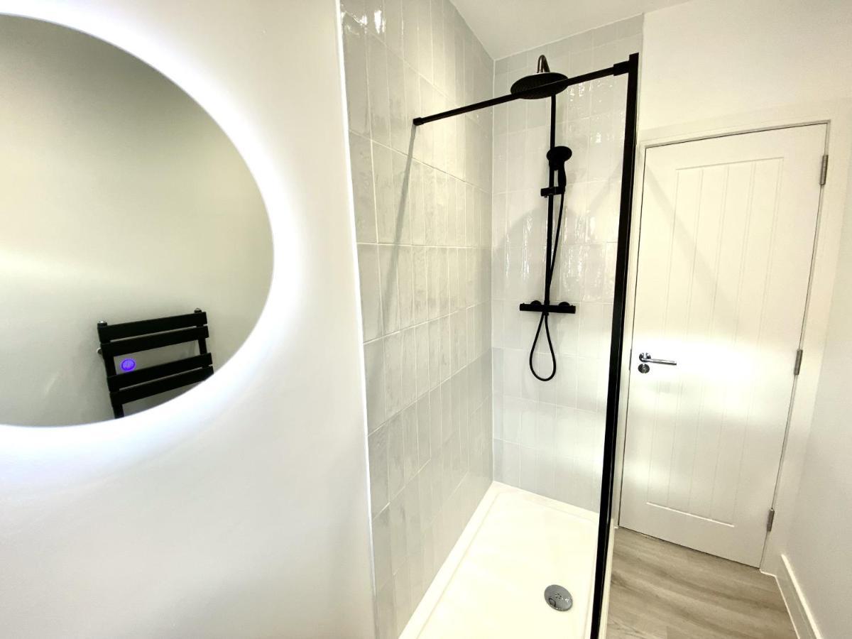 Stunning Beach Themed 2 Bed Apartment Bournemouth Dış mekan fotoğraf